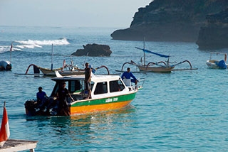 tagging boat